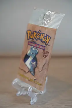 21.58g Pokemon WOTC Fossil Unlimited Booster Pack Vintage Sealed TCG Lapras - Image 4