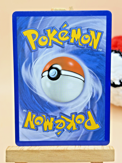 Quagsire SV10/SV94 Pokemon Hidden Fates Holo Card - Image 3