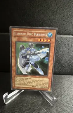 Elemental HERO Bubbleman EHC1-EN003 Elemental Hero Collection 1 Limited Edition - Image 1