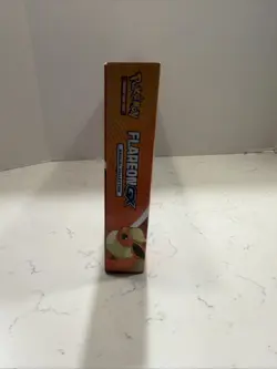 Pokemon TCG - Flareon GX Special Collection Box - Sealed - Image 4