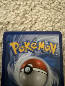 Pokemon TCG Galarian Moltres V - Image 4