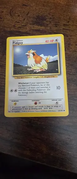 Pidgey 57/102 Common Base Set Unlimited Pokemon Lightly Played - Image 1
