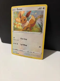 Eevee SWSH095 SWSH: Sword & Shield Promo Cards Holo - Image 3