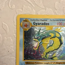 Pokemon TCG Gyarados Base Set Shadowless Holo Rare 6/102 1999 - DMG - Image 2