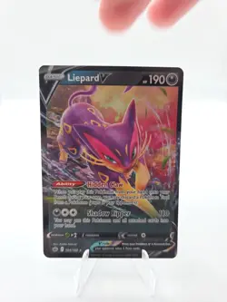 Pokemon Liepard V 104/198 Swsh06: Sword & Shield - Chilling Reign Holo - Image 1
