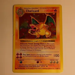 Shadowless Charizard Base Set Holo Rare #4/102 1999 Pokemon TCG - Image 2