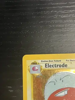 Pokemon TCG Electrode 02/64 Jungle Set Holo Rare Card Vintage WOTC 1999 MP - Image 3