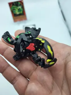 Bakugan - Darkus Gyrazor w/ Card & Manual - BakuCyclone Gundalian Invaders - Image 2