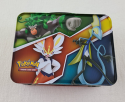 Pokemon TCG Fall Collectors Lunchbox Charizard Pikachu Vivid Voltage EMPTY - Image 3