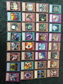 Lot #5 - Yugioh Yu-Gi-Oh TCG - 32x Card Collection Set - 1996 Vintage Rare - Image 1