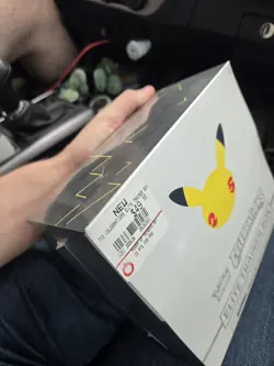 Pokemon Celebrations Memories Sealed Collection Elite Trainer Box ETB Charizard - Image 2
