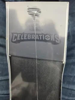 Pokemon Celebrations Memories Sealed Collection Elite Trainer Box ETB Charizard - Image 4