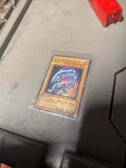 Blue-Eyes White Dragon SDK-001 Starter Deck: Kaiba Unlimited|Unlimited Edition - Image 1