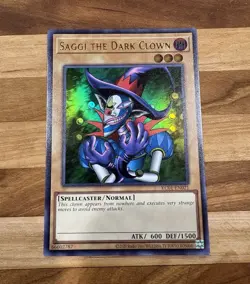 Yu-Gi-Oh 25th Anniversary Ultimate Kaiba Set Saggi the Dark Clown KC01-EN021 - Image 1