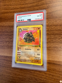 Golem 36/62 Fossil Regular pokemon PSA 8 - Image 1