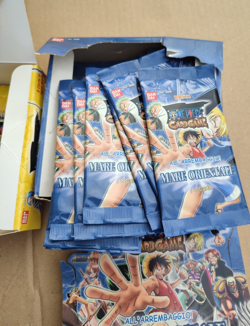 ONE PIECE ALL'ARREMBAGGIO CARD GAME LOTTO 3 MAZZI E 29 BUSTINE SIGILLATO BANDAI - Image 3