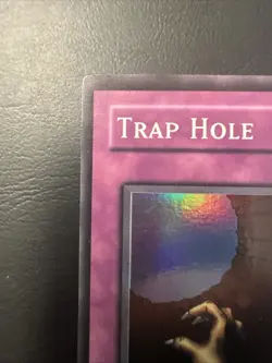 Trap Hole NM LOB-058 * Super Rare * 2002 * Yugioh Max Faded - Image 2