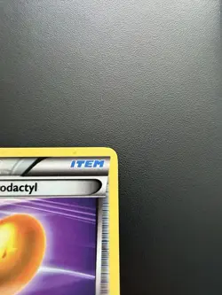 Old Amber Aerodactyl 97/108 Pokemon Card Dark Explorers Reverse Holo - Image 4