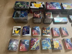 Pokemon 4x Lunchbox Tins + 7x Tins Pokemon Cards & Stickers & 14xPocket Binders - Image 2