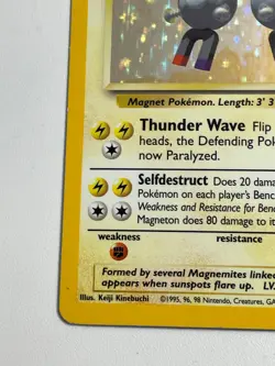 ** Pokemon Magneton 9/102 Base Set Holo Rare Vintage WOTC LP/LP+ - Image 4