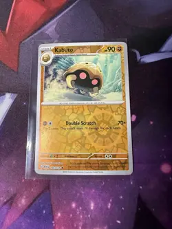Pokemon TCG Kabuto Scarlet & Violet Reverse Holo Uncommon Card 140/165 NM - Image 1
