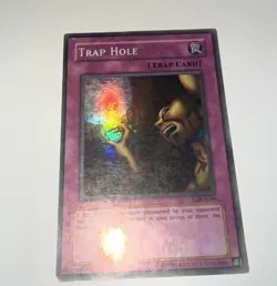 Yugioh Trap Hole LOB-E046 Super Rare Unl (P) - Image 1