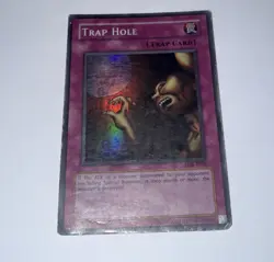 Yugioh Trap Hole LOB-E046 Super Rare Unl (P) - Image 3