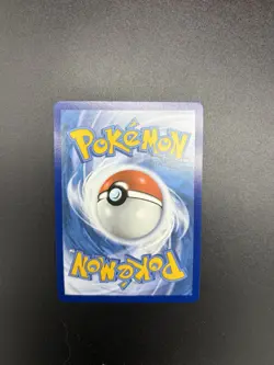 Celebi Amazing Rare SWSH04: Vivid Voltage Card 009/185 NM Condition - Image 4