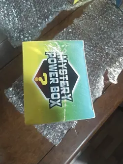 Pokemon Base Set Mystery Power Box [Vintage Pack May Be Included!] [2019] [New!] - Image 5