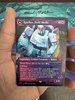 Ratchet, Field Medic (Shattered Glass) Universes Beyond: Transformers Regular 17 - Image 1