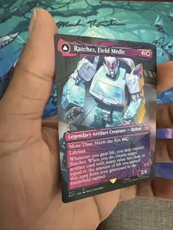 Ratchet, Field Medic (Shattered Glass) Universes Beyond: Transformers Regular 17 - Image 2