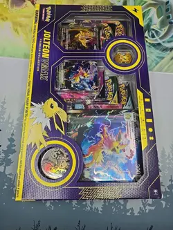 2022 Pokemon TCG Jolteon VMAX Premium Collection Box Factory Sealed US SELLER - Image 2