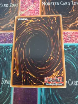 Yugioh Blue-Eyes White Dragon Version 3 LCKC-EN001 Ultra Rare Unlimited NM - Image 3