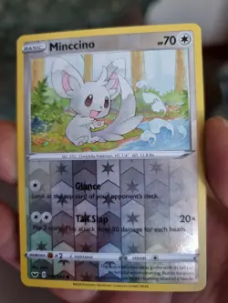 Pokemon Minccino 145/202 Sword And Shield Base Set Reverse Holo Common - Image 1