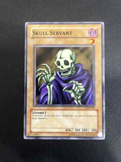 Yugioh Skull Servant LOB-004 Legend of Blue Eyes White Dragon Unlimited LP - Image 1