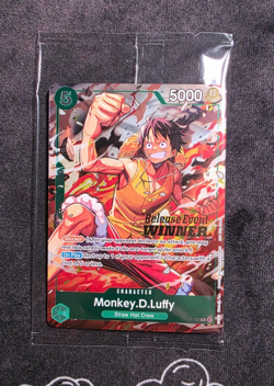 Monkey.D.Luffy P-135 Winner Stamp OP16 Pre-Release Event Promo Card Sealed - Image 1