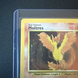 Pokemon TCG Moltres Fossil Holo Rare Unlimited 12/62 70 HP English Arita - Image 2