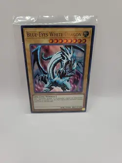 Yu-Gi-Oh! Holographic Blue Eyes White Dragon Limited Edition - Image 1