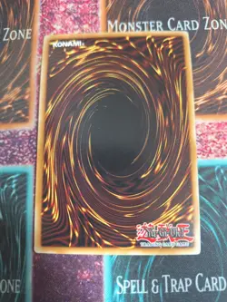 Yu-Gi-Oh! Dragunity Arma Mystletainn SDDL-EN002 Super Rare 1st Edition NM a1/ - Image 3