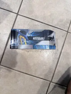 Pokemon TCG Empoleon v Sealed Tin Box with 5 Packs - Image 3
