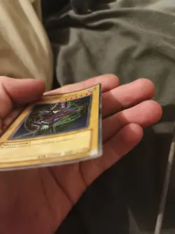 Yu-Gi-Oh Dark Magician Super Rare Card SYE-001 Near Mint - Image 4