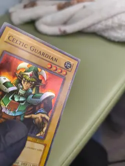 Vintage Yugioh - Celtic Guardian LOB-E005 Super Rare - MP - 1st Edition - Image 4