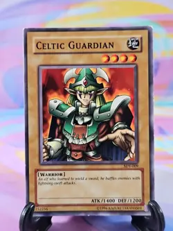 Yu-Gi-Oh TCG Card | Celtic Guardian SDY-009 - Image 1