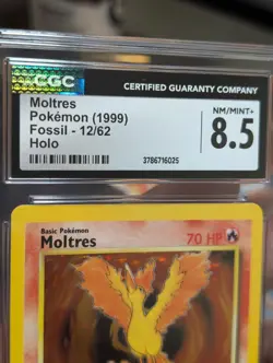 1999 Pokemon Fossil Unlimited Moltres Holo Rare 12/62 CGC 8.5 - Image 4