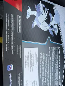 NEW SEALED POKEMON UNOVA HEAVY HITTERS PREMIUM COSTCO COLLECTION SEALED - Image 4