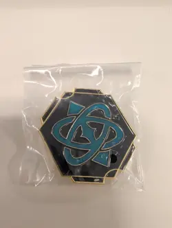 Disney Lorcana Sapphire Ink Winterspell League Promo Pin - Image 1