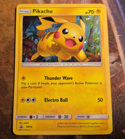 Pokemon TCG Pikachu SM76 SM Black Star Promos Holo Promo ENG 2017 70 HP LP - Image 1