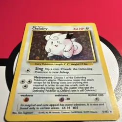 Wizards of the Coast Clefairy 5/102 Base Set Holo Rare 40HP Eng 1999 - Image 2