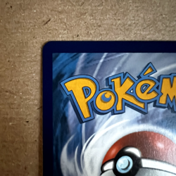 Mew 025/025 25th Anniversary Pokemon Celebrations TCG NM+ Secret Rare Gold - Image 5
