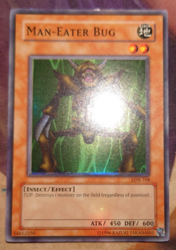 LOB-108 Man-Eater Bug Super Rare UNL Edition Yugioh Card Foil shift Misprint - Image 1